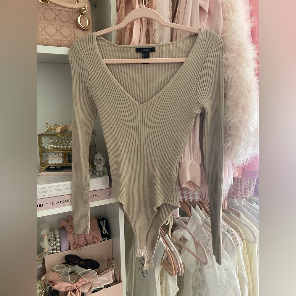 Long sleeve beige bodysuit